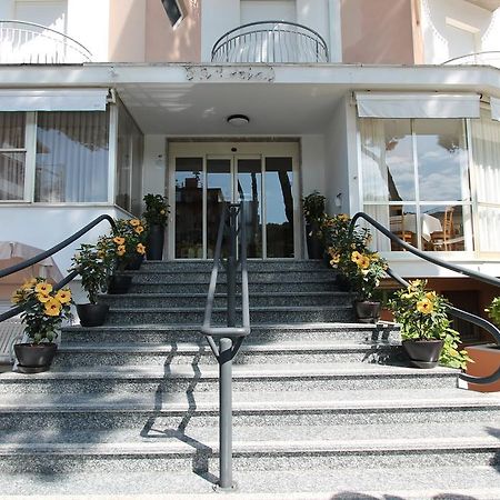 Hotel Escorial Червия Экстерьер фото